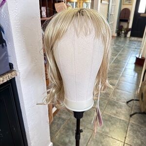 New Noriko Champagne Wig